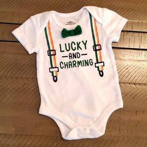 💖5/$15 St. Patty's Day Onesie 3-6 months
